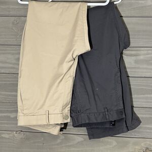 Banana Republic Men’s Pants 36x32 Grey And Khaki Bundle 2 Pair